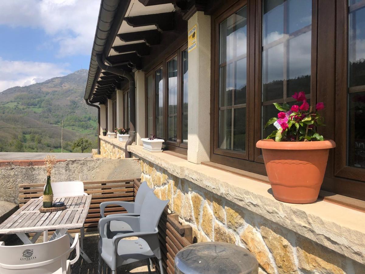 Orlé Hotel Restaurante La Carasca المظهر الخارجي الصورة