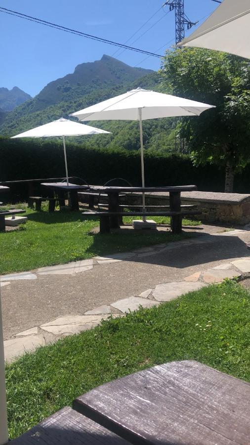Orlé Hotel Restaurante La Carasca المظهر الخارجي الصورة